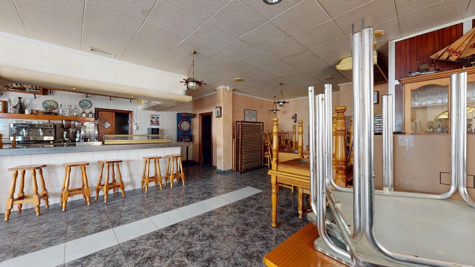 Comercial para venda em San Pedro del Pinatar - 180 000 € (Ref: 9811942)