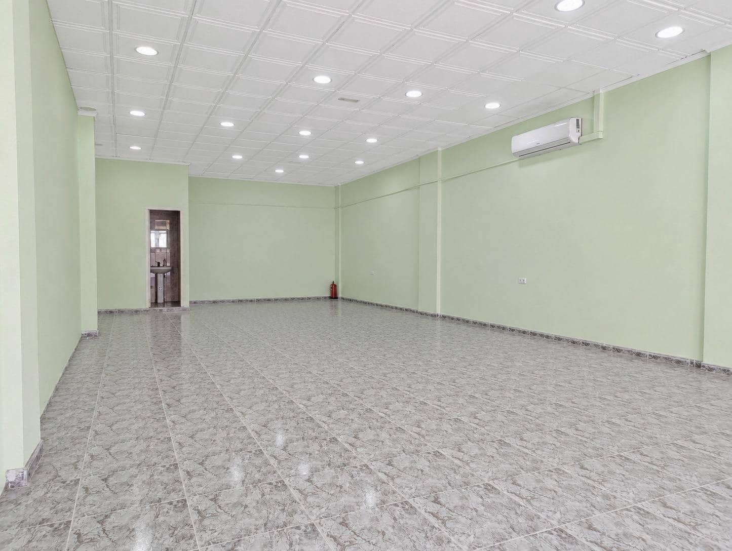 Local Comercial en Pilar de la Horadada en venta - 139.900 € (Ref: 9822952)