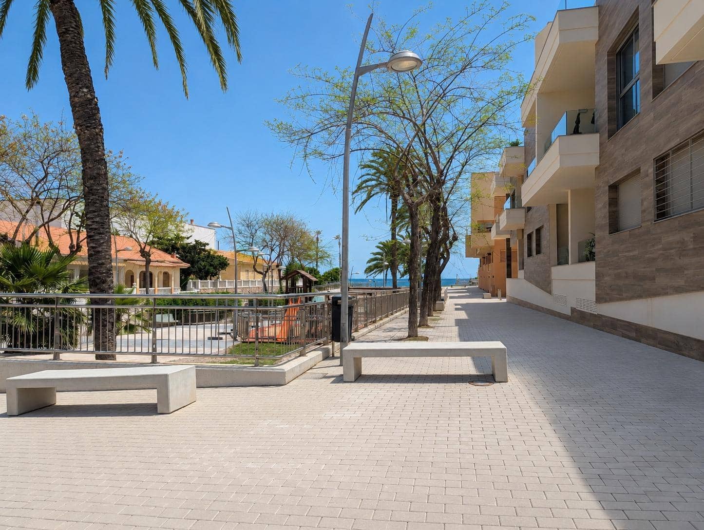 Local Comercial en Pilar de la Horadada en venta - 139.900 € (Ref: 9822952)