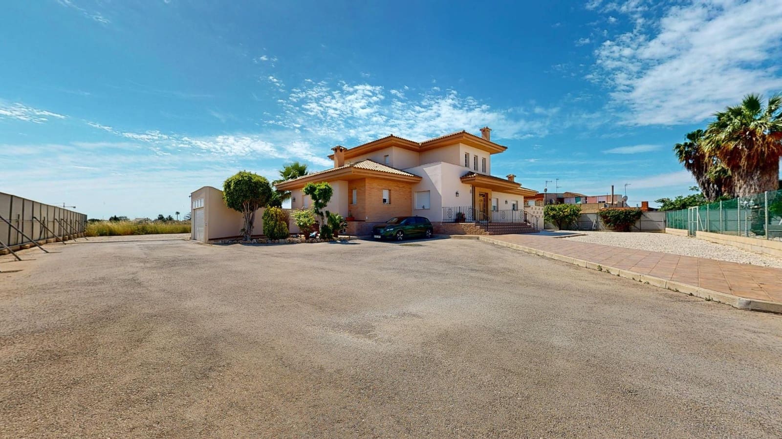 5 bedroom Villa for sale in San Pedro del Pinatar with pool garage - € 1,999,900 (Ref: 9861891)