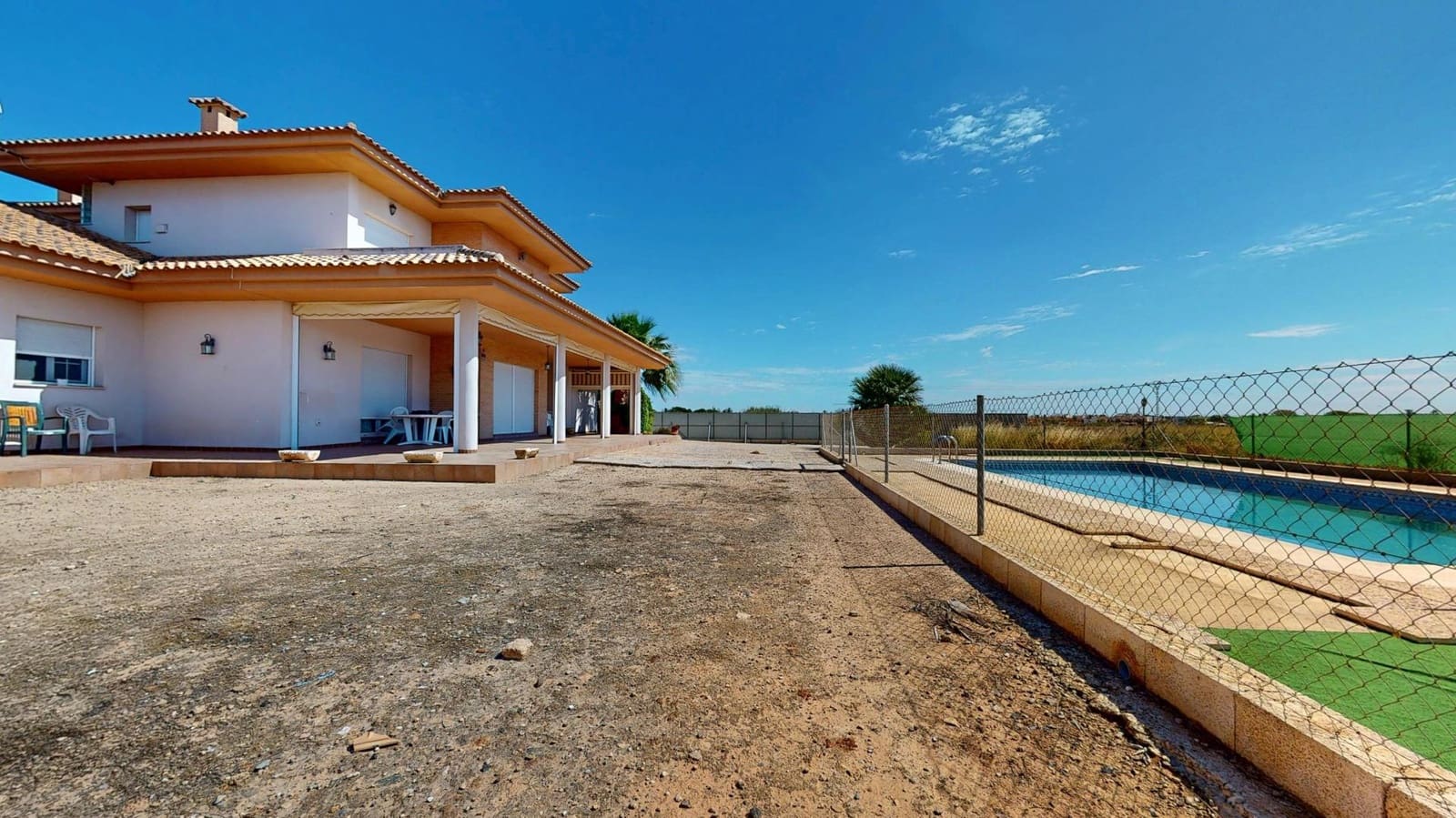 5 bedroom Villa for sale in San Pedro del Pinatar with pool garage - € 1,999,900 (Ref: 9861891)