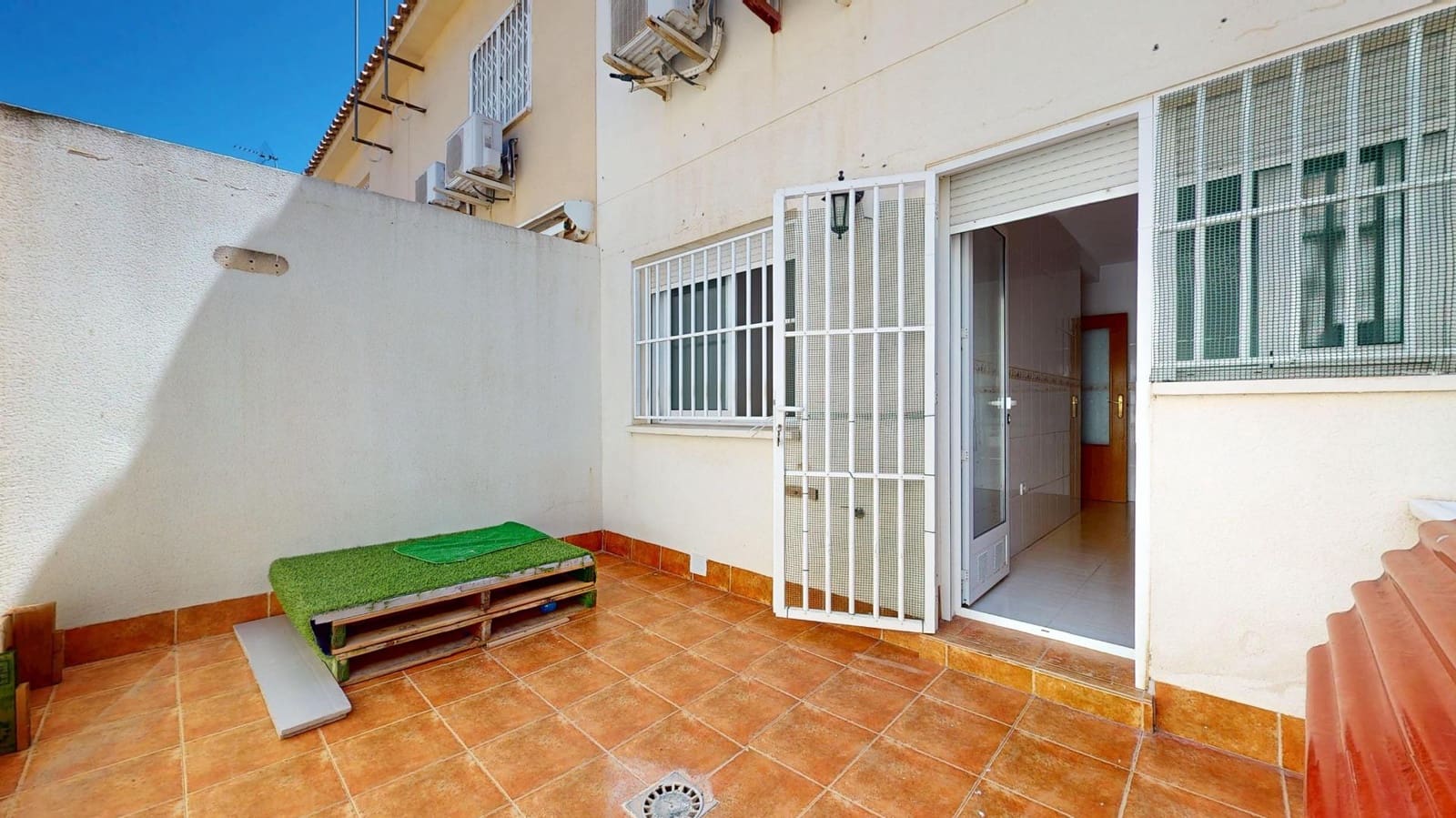 3 bedroom Terraced Villa for sale in Santiago de la Ribera - € 185,000 (Ref: 9868622)