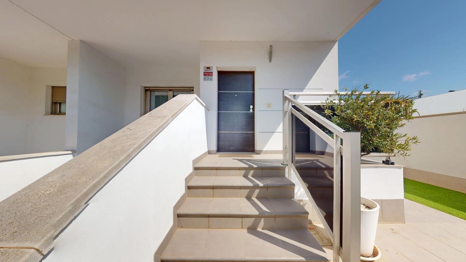 3 bedroom Semi-detached Villa for sale in San Javier with pool - € 374,900 (Ref: 9911096)