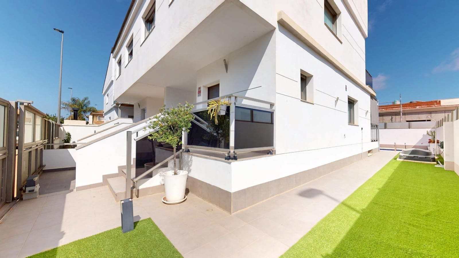 3 bedroom Semi-detached Villa for sale in San Javier with pool - € 374,900 (Ref: 9911096)