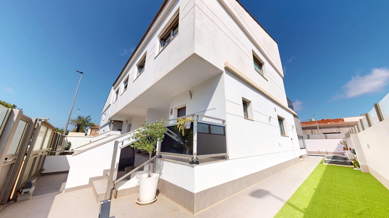 3 bedroom Semi-detached Villa for sale in San Javier with pool - € 374,900 (Ref: 9911096)
