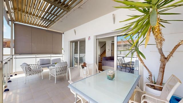 3 makuuhuone Paritalo myytävänä paikassa San Javier mukana uima-altaan - 374 900 € (Ref: 9911096)