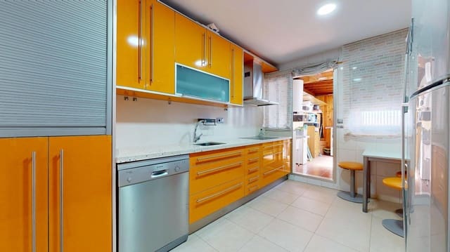 3 bedroom Apartment for sale in Pilar de la Horadada with pool garage - € 295,000 (Ref: 9922334)