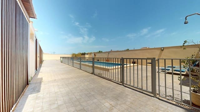 3 bedroom Apartment for sale in Pilar de la Horadada with pool garage - € 295,000 (Ref: 9922334)