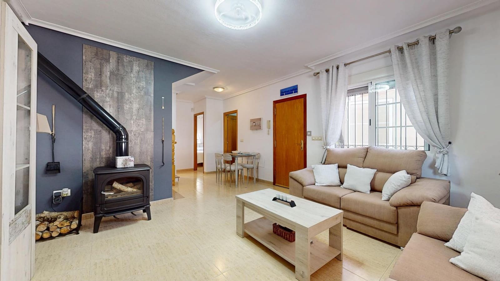 5 makuuhuone Rivitalo myytävänä paikassa San Pedro del Pinatar mukana 
autotalli - 248 500 € (Ref: 9970624)