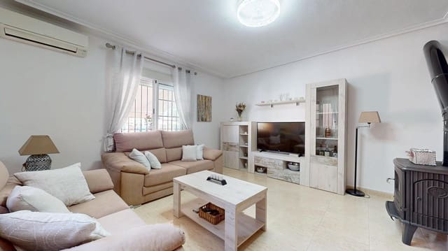 5 sovrum Radhus till salu i San Pedro del Pinatar med garage - 248 500 € (Ref: 9970624)