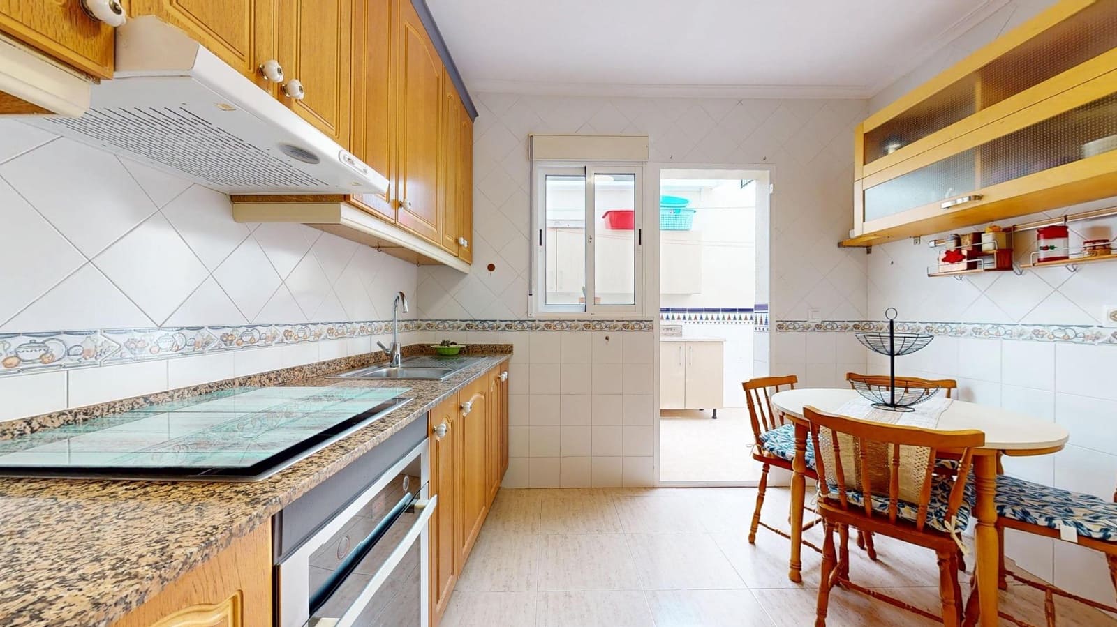5 makuuhuone Rivitalo myytävänä paikassa San Pedro del Pinatar mukana 
autotalli - 248 500 € (Ref: 9970624)