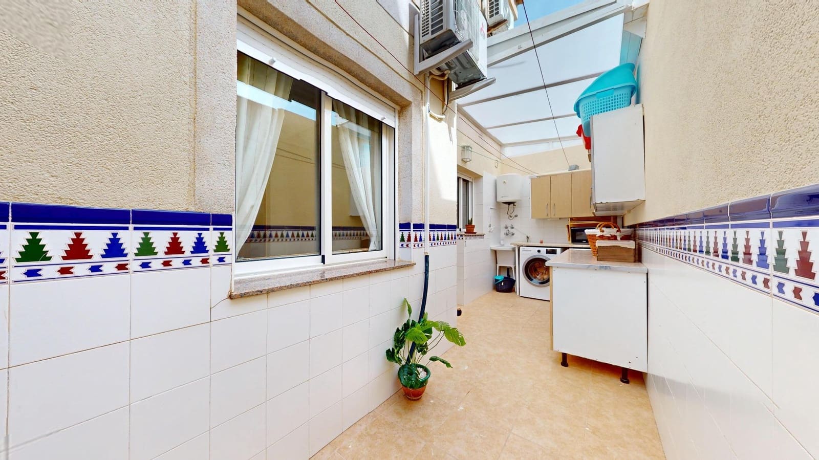 5 makuuhuone Rivitalo myytävänä paikassa San Pedro del Pinatar mukana 
autotalli - 248 500 € (Ref: 9970624)