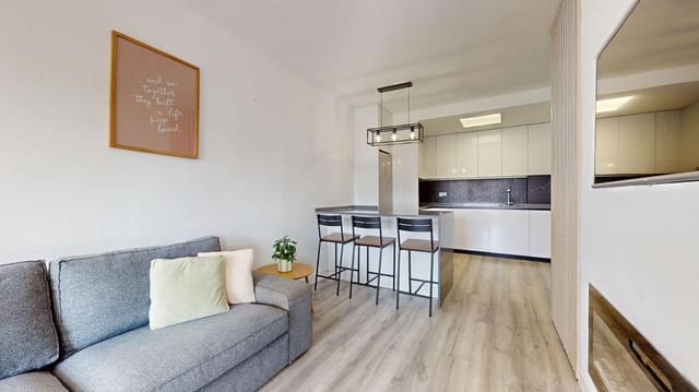 3 bedroom Flat for sale in Pilar de la Horadada with garage - € 195,000 (Ref: 9994285)