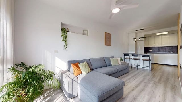 3 quarto Apartamento para venda em Pilar de la Horadada com garagem - 195 000 € (Ref: 9994285)