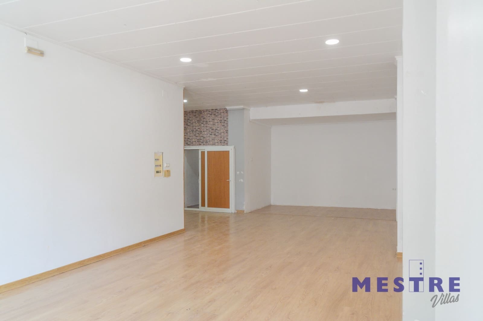 Local Comercial en Teulada en alquiler - 1.000 € (Ref: 10037611)