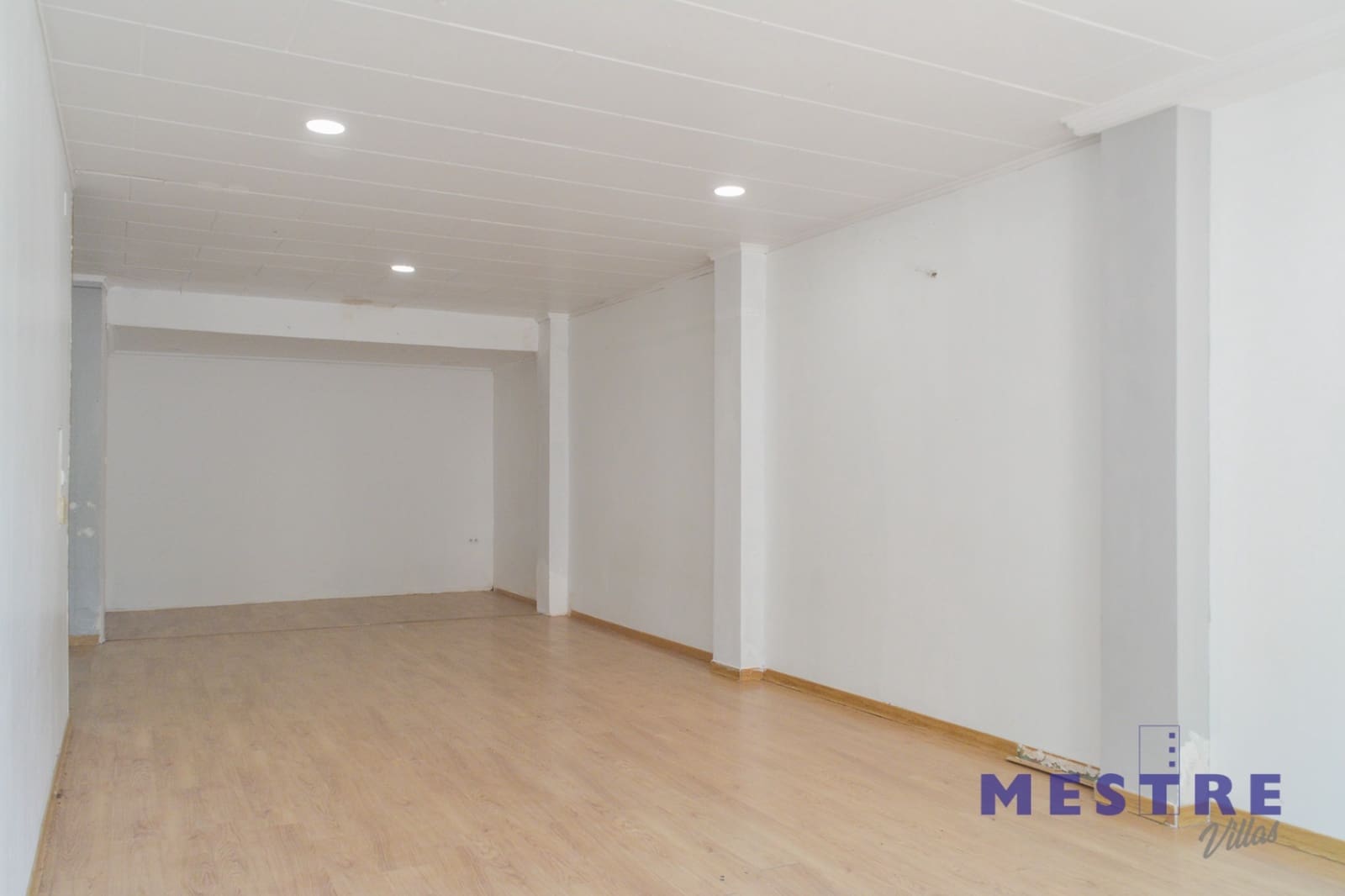 Local Comercial en Teulada en alquiler - 1.000 € (Ref: 10037611)