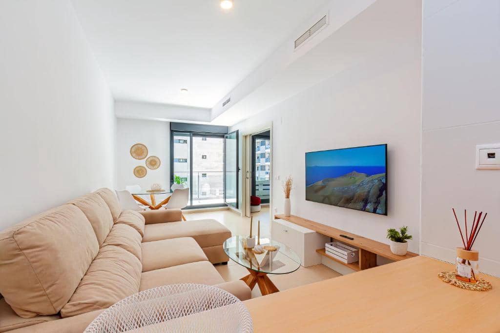 Appartement de 2 chambres à louer à La Villajoyosa / Vila Joiosa avec piscine - 1 500 € (Ref: 10052144)