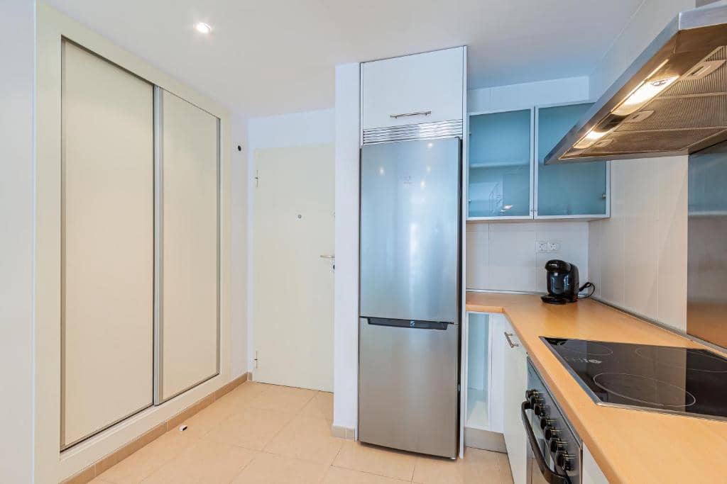 Appartement de 2 chambres à louer à La Villajoyosa / Vila Joiosa avec piscine - 1 500 € (Ref: 10052144)