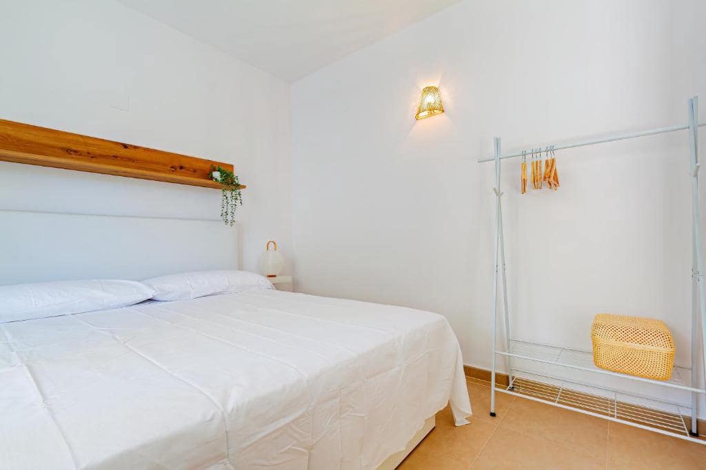 Appartement de 2 chambres à louer à La Villajoyosa / Vila Joiosa avec piscine - 1 500 € (Ref: 10052144)