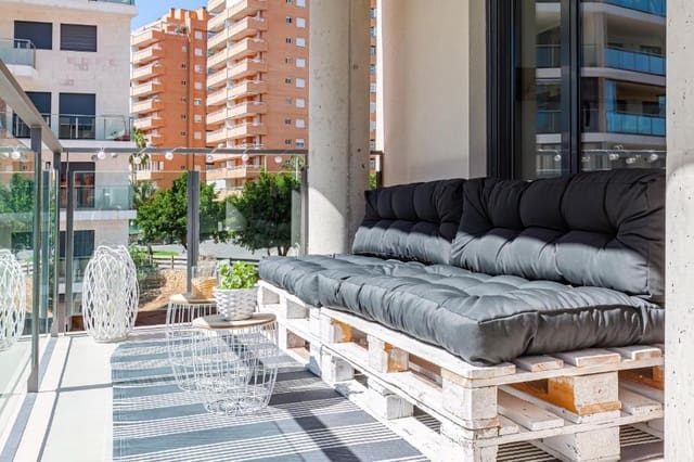 Appartement de 2 chambres à louer à La Villajoyosa / Vila Joiosa avec piscine - 1 500 € (Ref: 10052144)