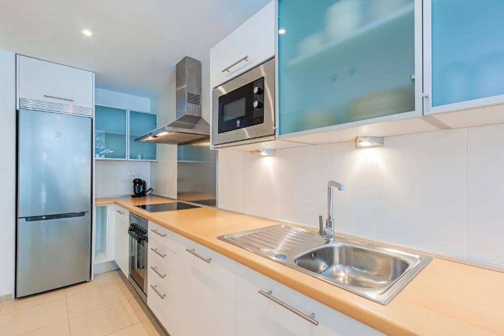 Appartement de 2 chambres à louer à La Villajoyosa / Vila Joiosa avec piscine - 1 500 € (Ref: 10052144)