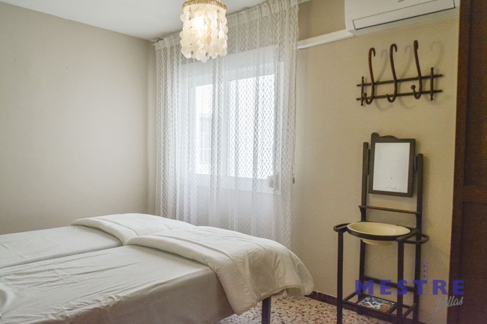 3 soverom Leilighet til leie i Jalon / Xalo - € 650 (Ref: 10082144)