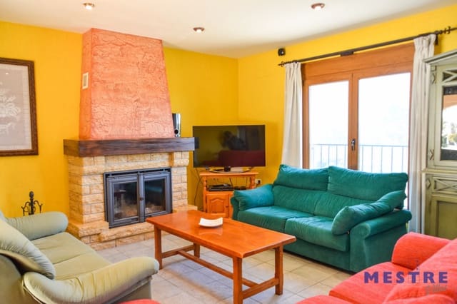 9 bedroom Finca/Country House for sale in Benissa - € 680,000 (Ref: 7797488)