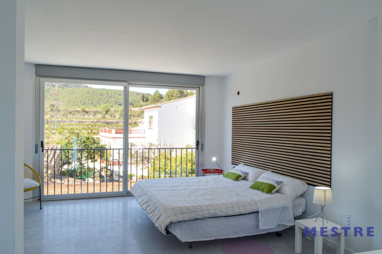 3 bedroom Villa for rent in Jalon / Xalo with pool garage - € 1,850 (Ref: 8301490)