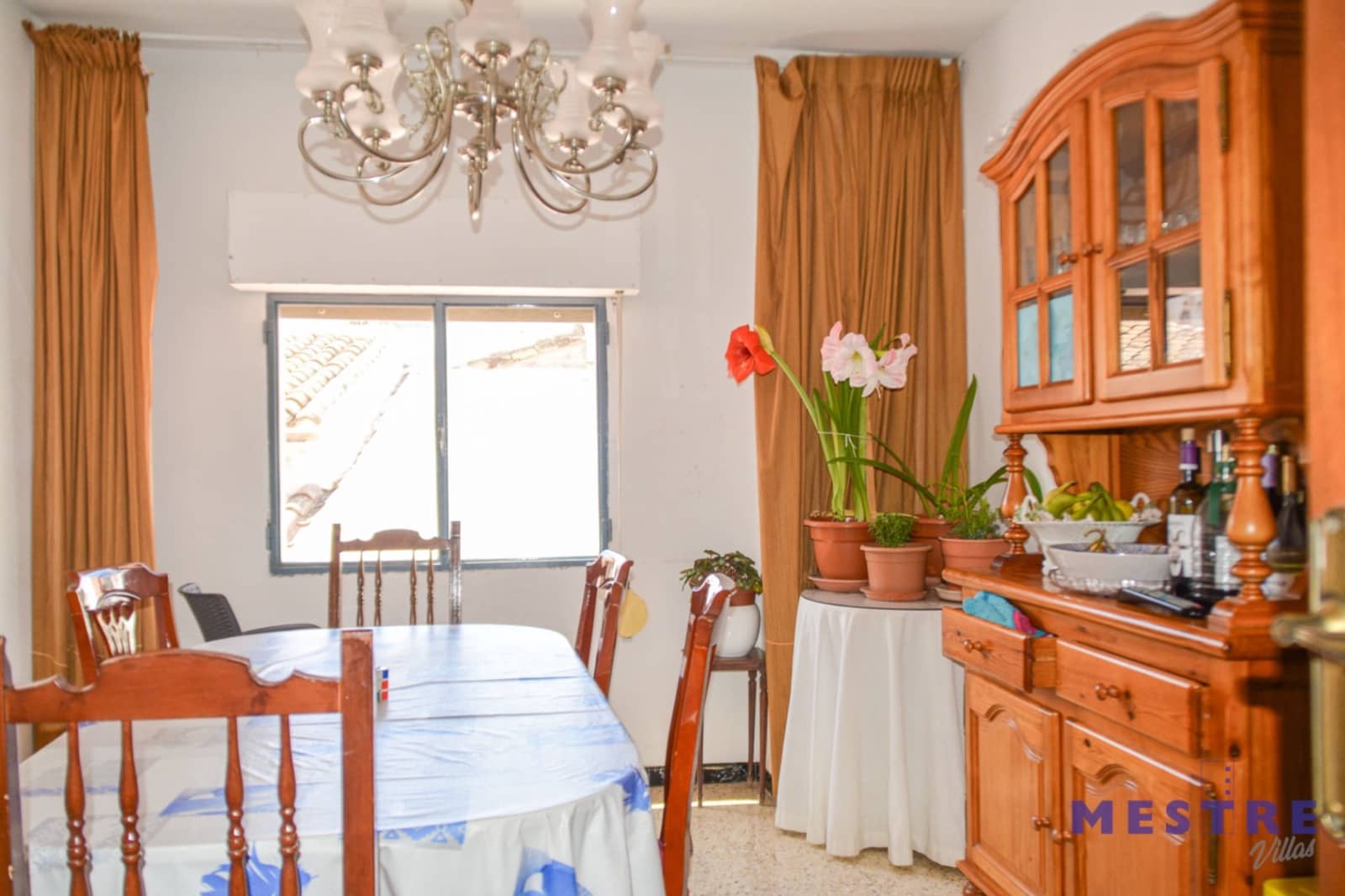 6 soveværelse Byhus til salg i Jalon / Xalo - € 330.000 (Ref: 8337061)