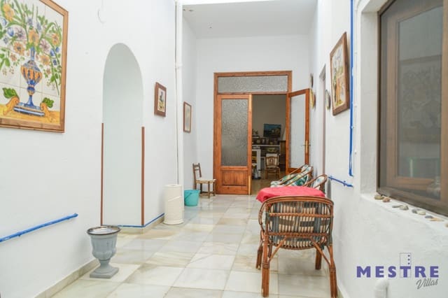 6 bedroom Townhouse for sale in Jalón / Xaló - € 330,000 (Ref: 8337061)