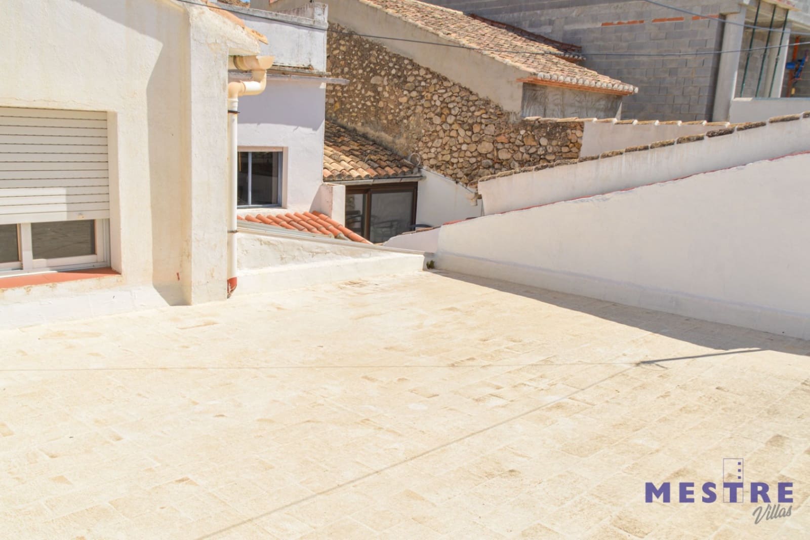 6 soveværelse Byhus til salg i Jalon / Xalo - € 330.000 (Ref: 8337061)