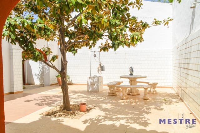 6 bedroom Townhouse for sale in Jalón / Xaló - € 330,000 (Ref: 8337061)