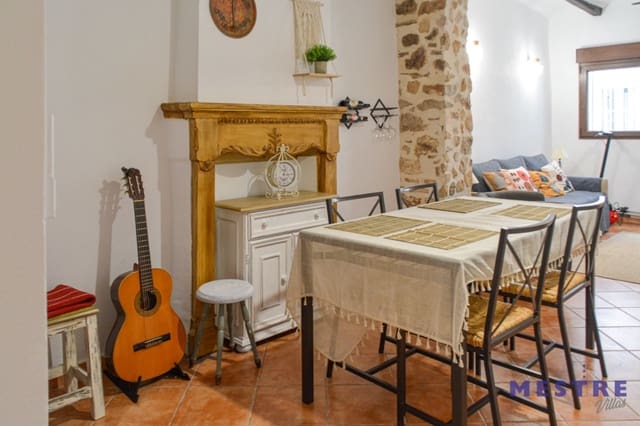 Maison de Ville de 2 chambres à louer à Jalón / Xaló - 800 € (Ref: 8664204)
