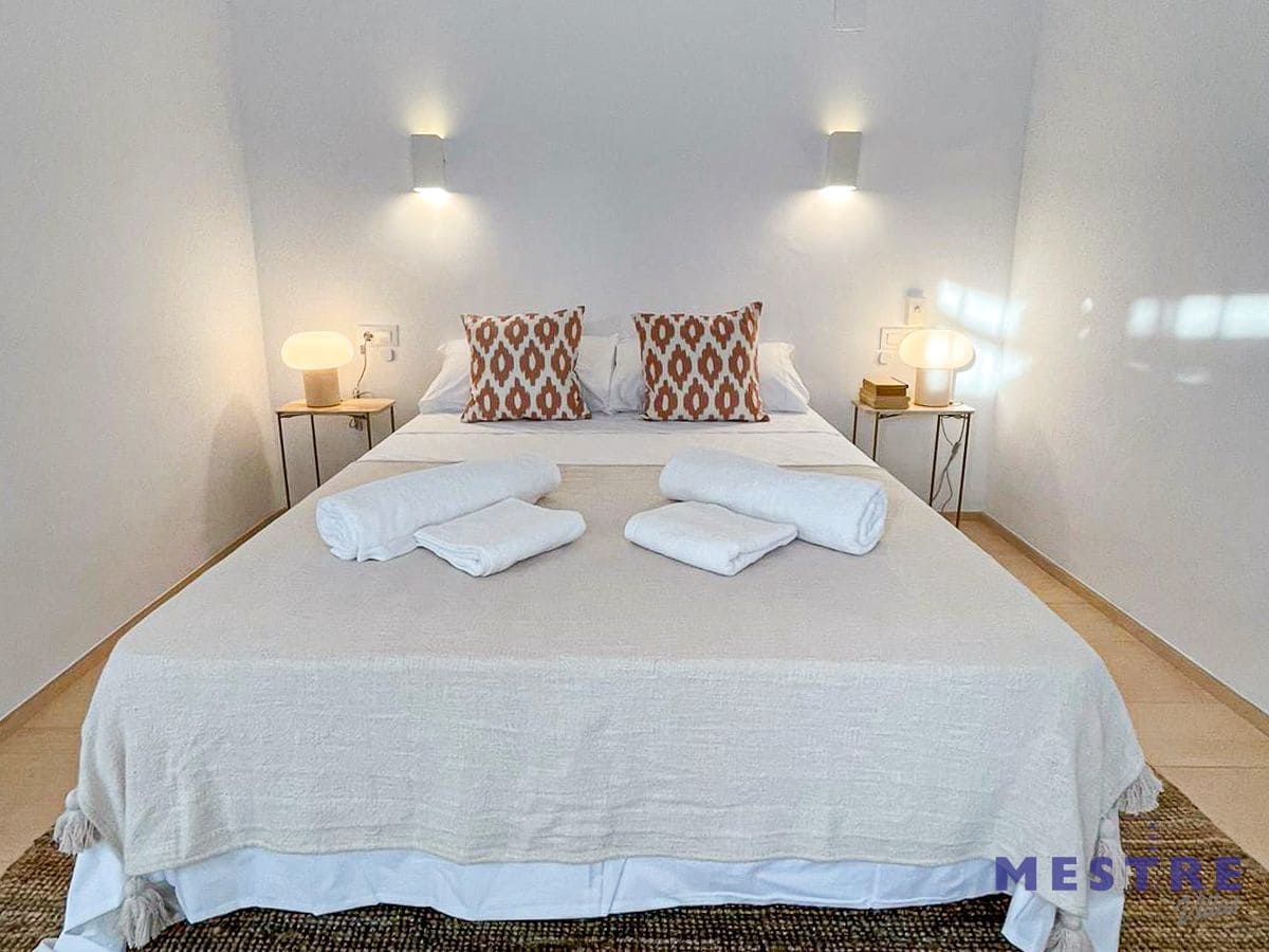 2 soveværelse Lejlighed til leje i Moraira - € 1.250 (Ref: 9148146)