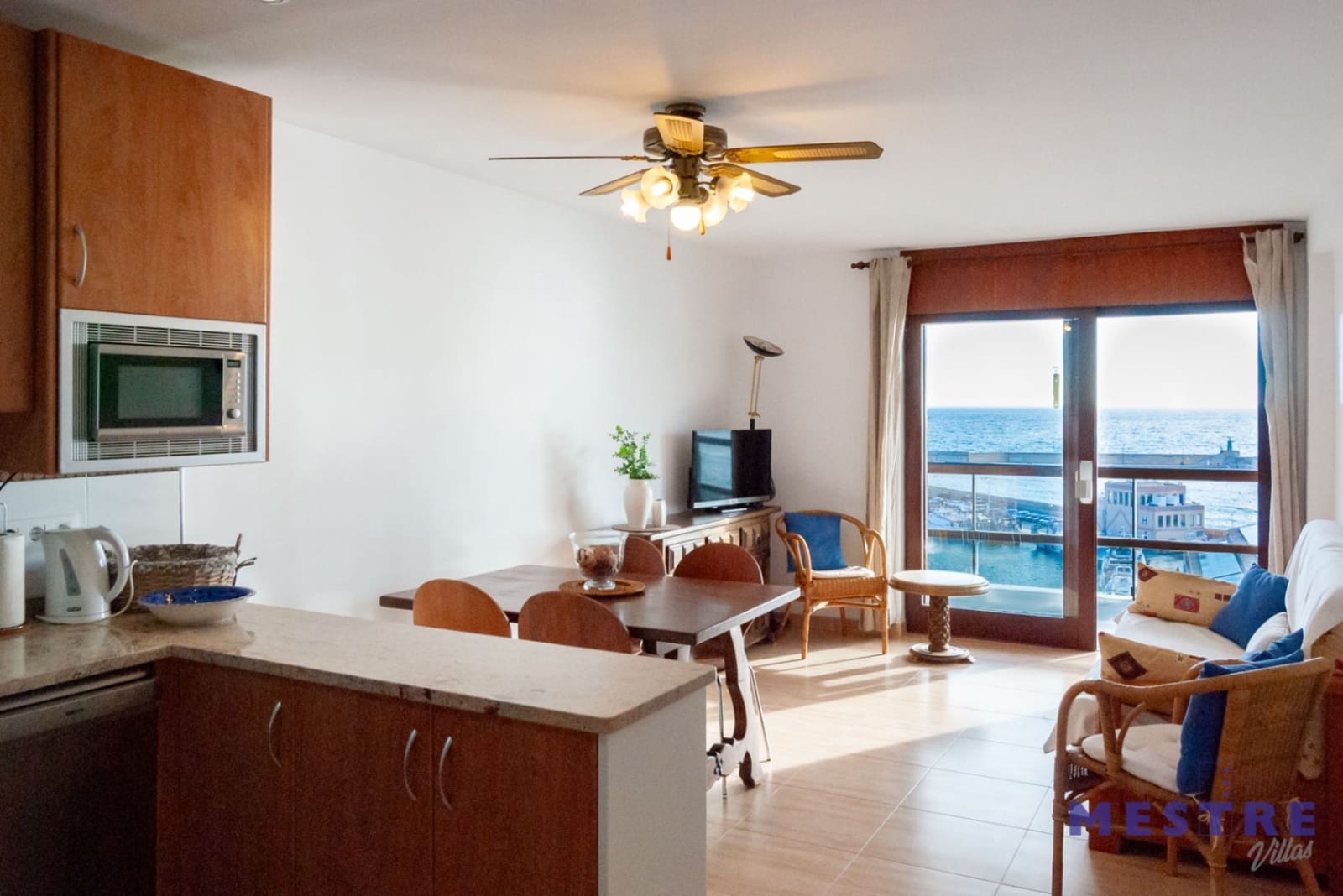 2 soveværelse Lejlighed til leje i Calpe / Calp - € 1.000 (Ref: 9618518)