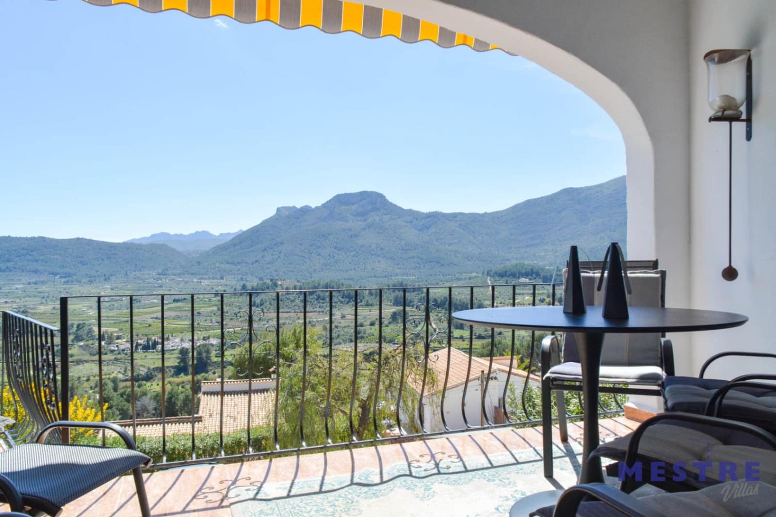 3 sypialnia Willa na sprzedaż w Alcalali / Alcanali z basenem garażem - 475 000 € (Ref: 9736266)