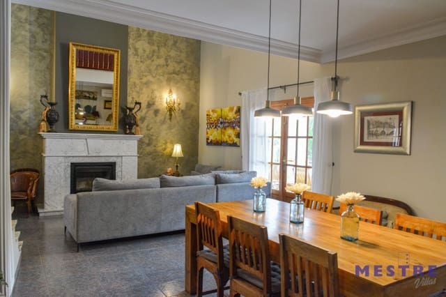 Villa/Maison de 3 chambres à louer à Jalón / Xaló avec piscine garage - 1 800 € (Ref: 9834608)