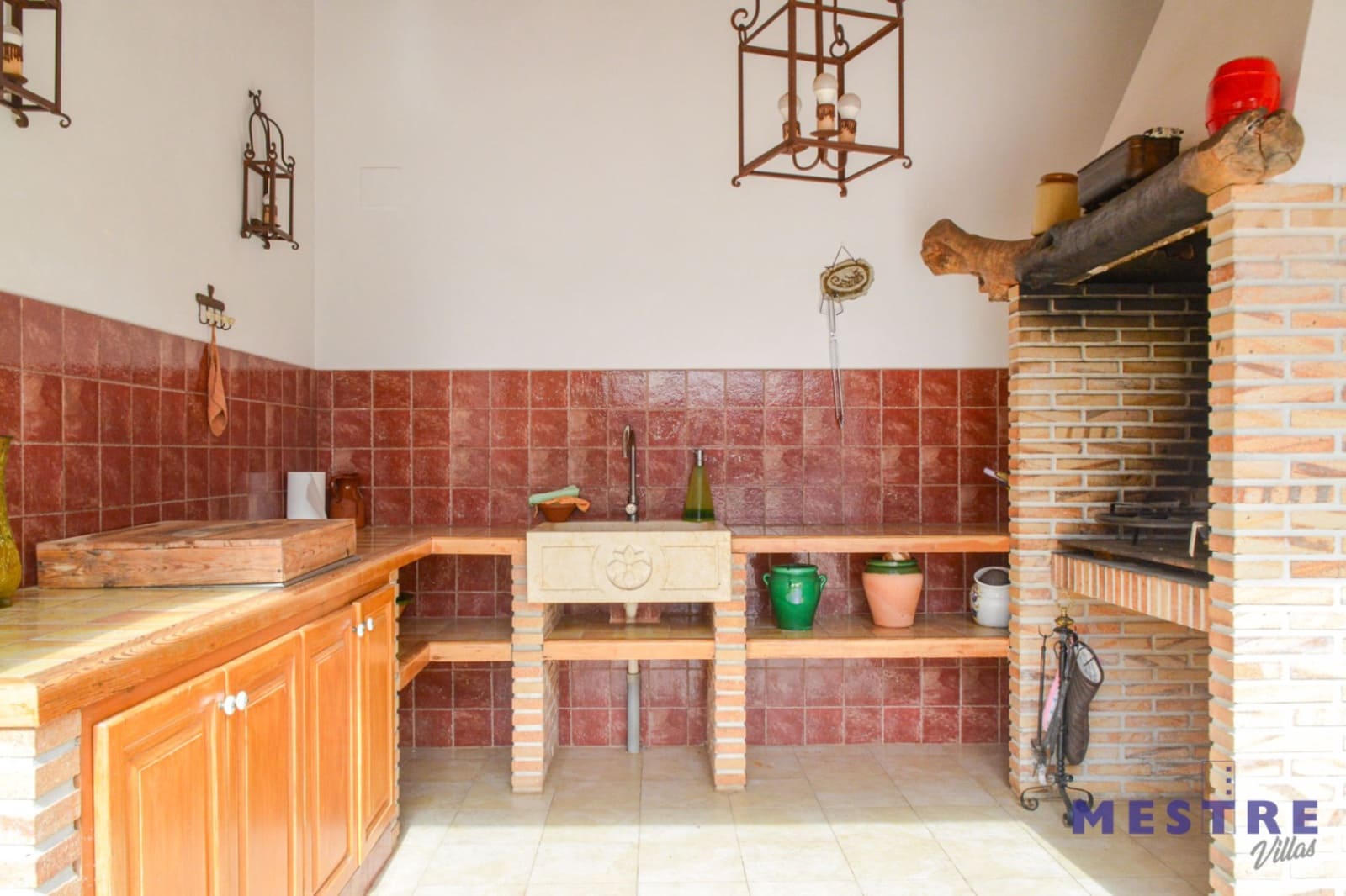 3 bedroom Villa for rent in Jalon / Xalo with pool garage - € 1,800 (Ref: 9834608)