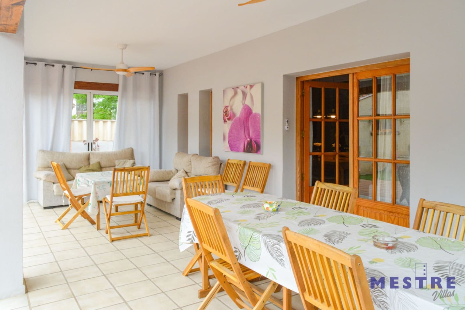 3 bedroom Villa for rent in Jalon / Xalo with pool garage - € 1,800 (Ref: 9834608)