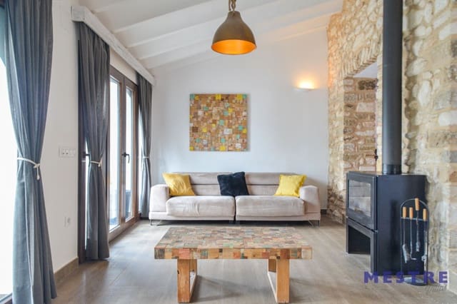 Villa/Maison de 5 chambres à louer à Teulada Pueblo, Teulada-Moraira avec piscine - 2 200 € (Ref: 9841778)