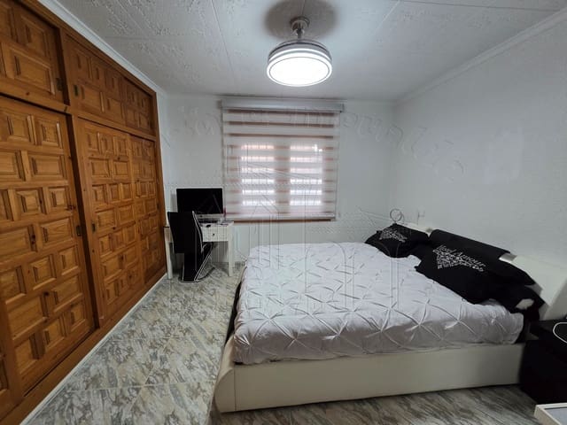 3 bedroom Villa for sale in Miami Playa / Miami Platja, Mont-roig del Camp with pool garage - € 495,000 (Ref: 8230095)