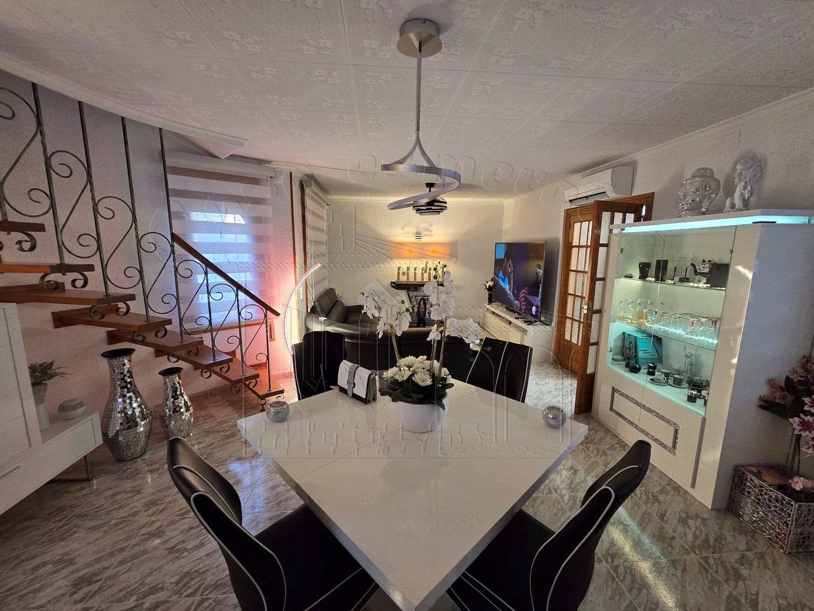 3 soverom Villa til salgs i Miami Playa / Miami Platja med svømmebasseng garasje - € 495 000 (Ref: 8230095)