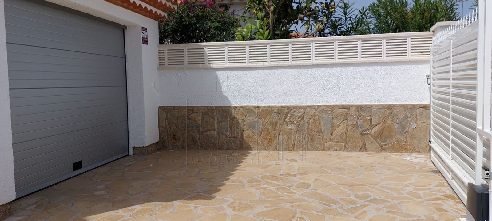 3 soverom Villa til salgs i Miami Playa / Miami Platja med svømmebasseng garasje - € 495 000 (Ref: 8230095)