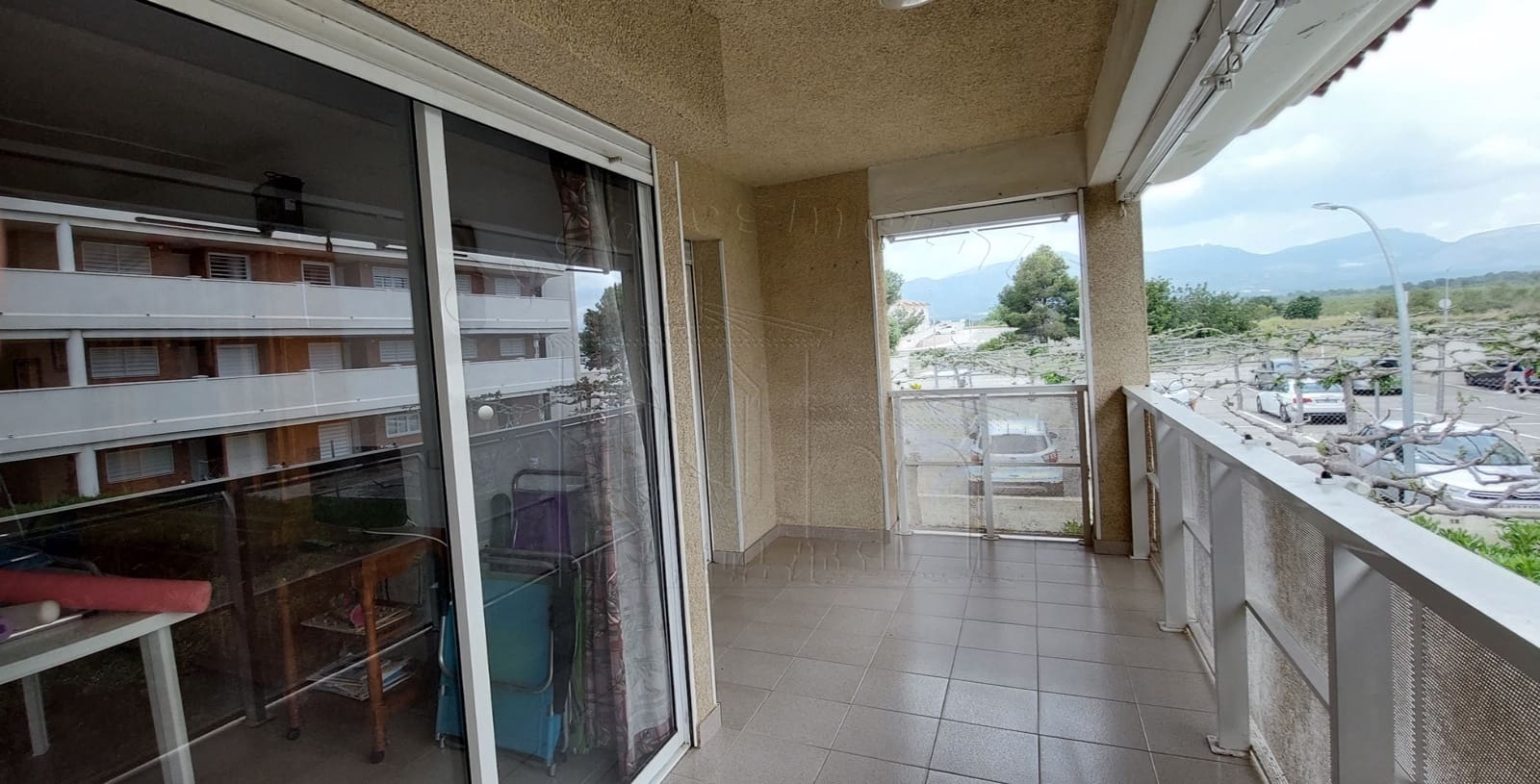 2 bedroom Beach Apartment for sale in Miami Playa / Miami Platja with garage - € 165,000 (Ref: 8917410)