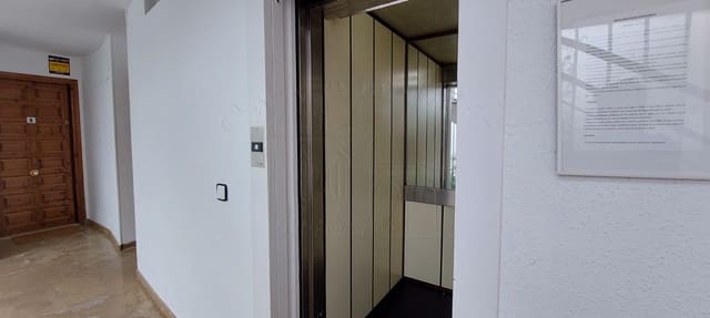 2 soverom Strandleiligheter til salgs i Miami Playa / Miami Platja, Mont-roig del Camp med garasje - € 165 000 (Ref: 8917410)