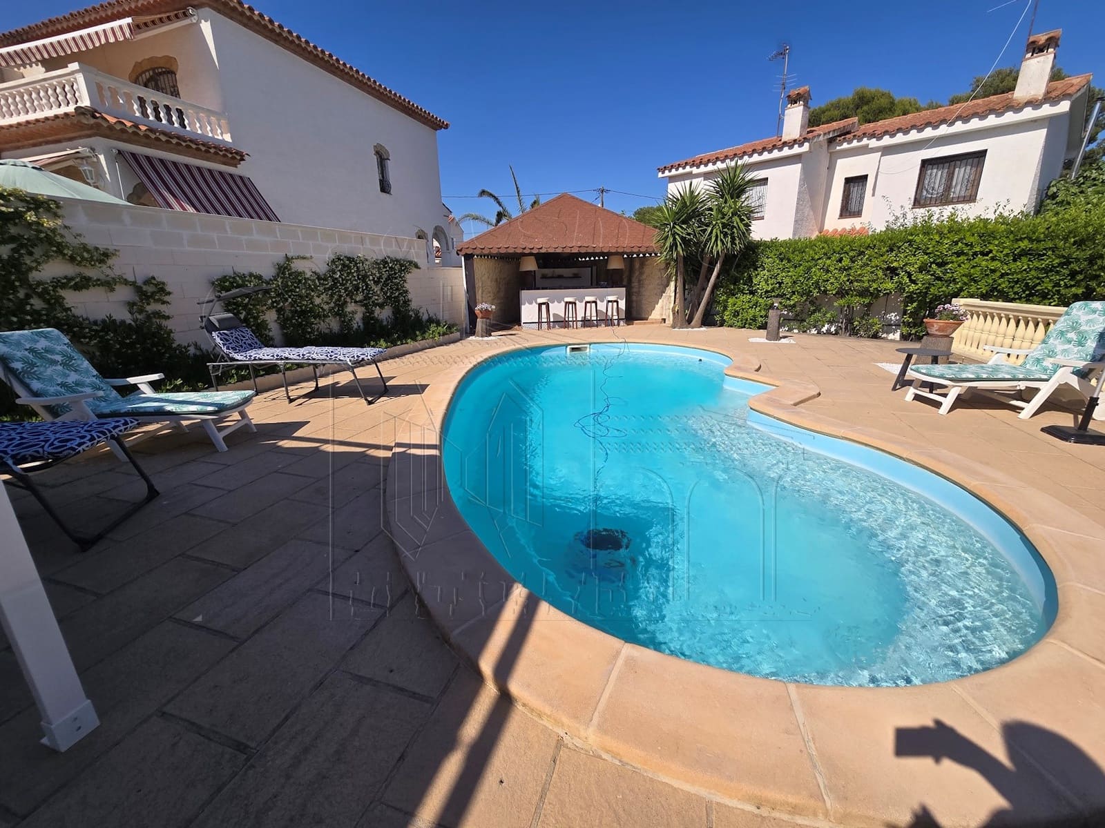 5 chambre Villa/Maison à vendre à Miami Playa / Miami Platja avec piscine garage - 525 000 € (Ref: 9030538)