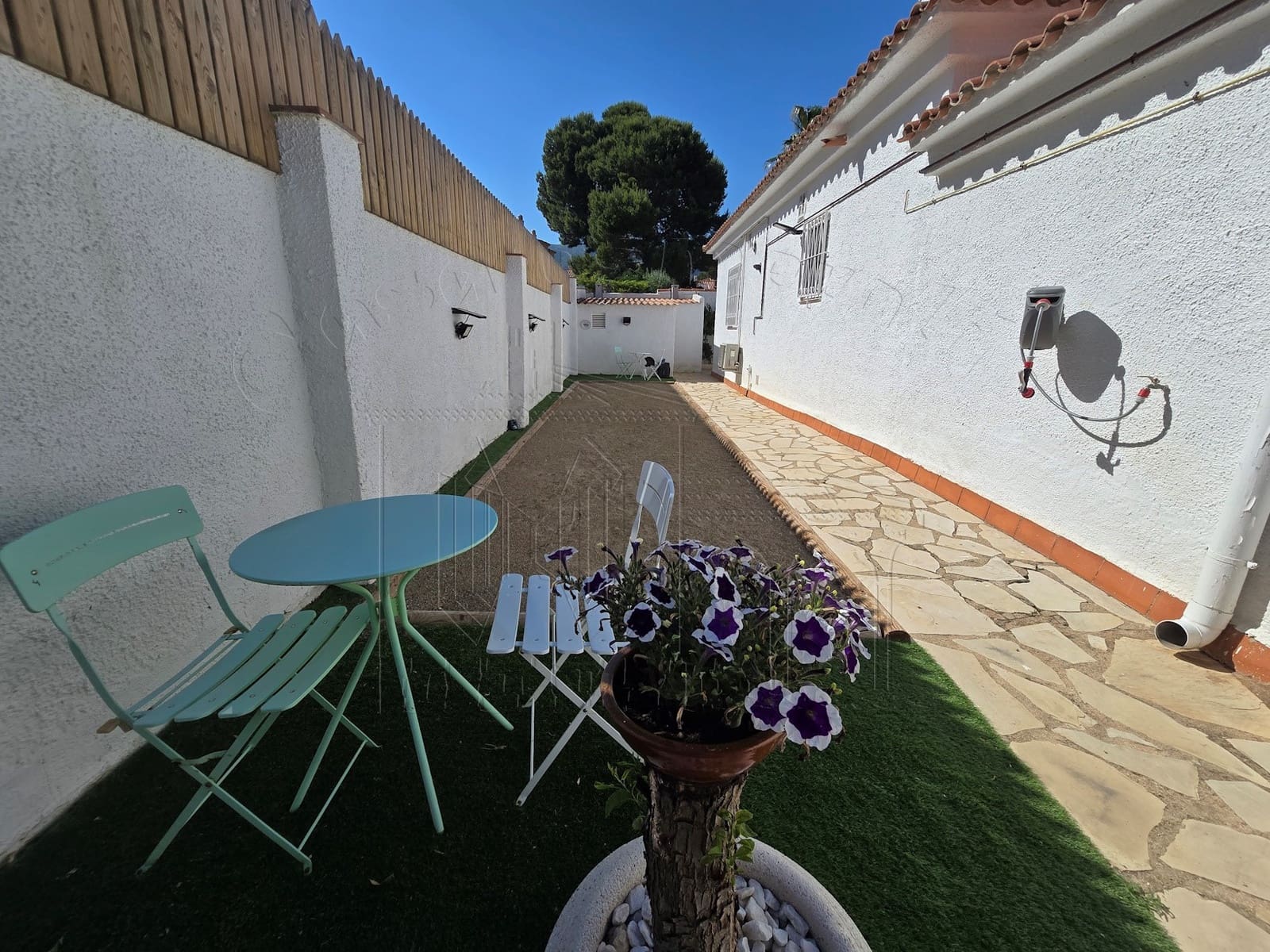 5 chambre Villa/Maison à vendre à Miami Playa / Miami Platja avec piscine garage - 525 000 € (Ref: 9030538)