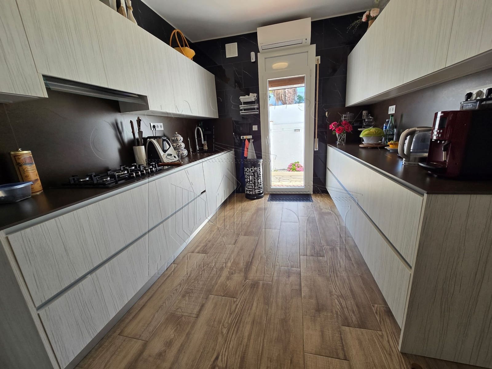 5 chambre Villa/Maison à vendre à Miami Playa / Miami Platja avec piscine garage - 525 000 € (Ref: 9030538)