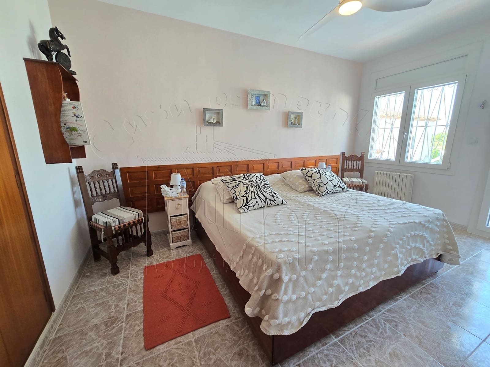 5 chambre Villa/Maison à vendre à Miami Playa / Miami Platja avec piscine garage - 525 000 € (Ref: 9030538)