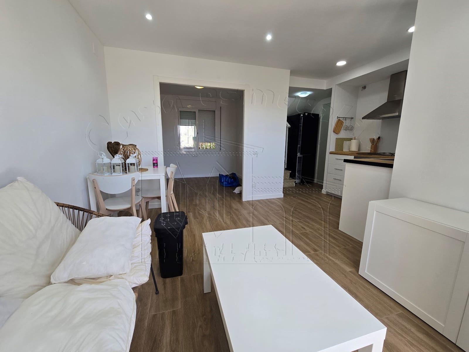 2 soveværelse Semi-Rækkehus til salg i Miami Playa / Miami Platja med swimmingpool garage - € 165.000 (Ref: 9046482)